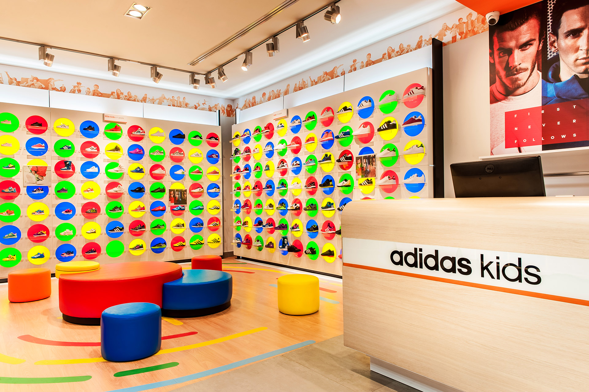 Adidas Kids: Refurbishment of a sports shop -