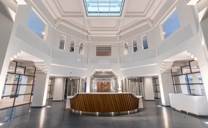 Das Berlagehuis in Den Haag in seiner ganzen Pracht renoviert