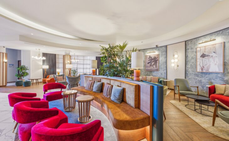 Hotel renovation works in an occupied site